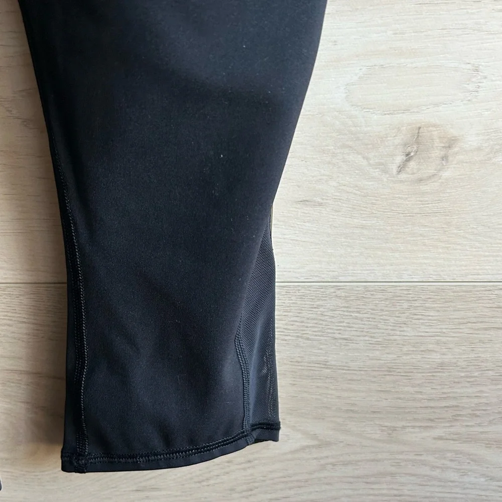 Lululemon Women’s Train Times Crop Leggings Black Size 4